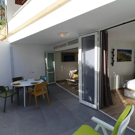 Zen Apartment *
