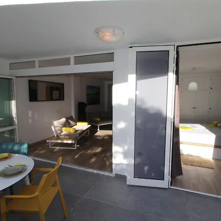 Zen Apartment *